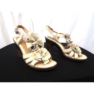 Born Ivory Leather Flower Ankle Strap High Heel Sandals Shoes Women Sz 8